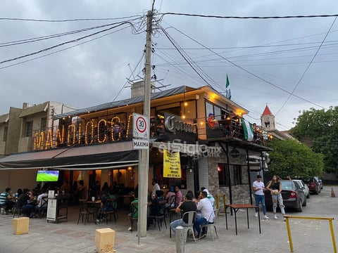 Restaurantes y bares de La Laguna se pintan de verdiblanco