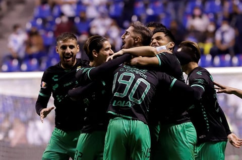 Santos Laguna no permite milagros del Puebla y avanza a la final