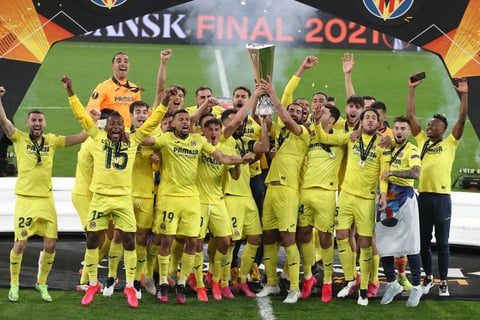 Tras 22 penales, Villarreal es campeón de Europa League ante Manchester United