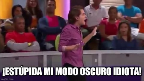 Usuarios reaccionan con memes ante la ausencia del modo oscuro de Facebook