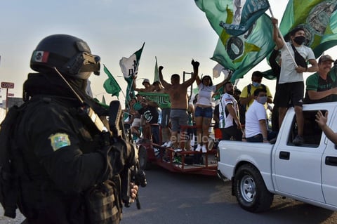 Afición de Santos Laguna vive ambiente de triunfo