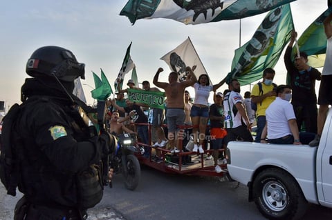 Afición de Santos Laguna vive ambiente de triunfo