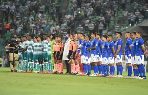 Santos Laguna cae ante Cruz Azul en la ida de la final del Guardianes 2021