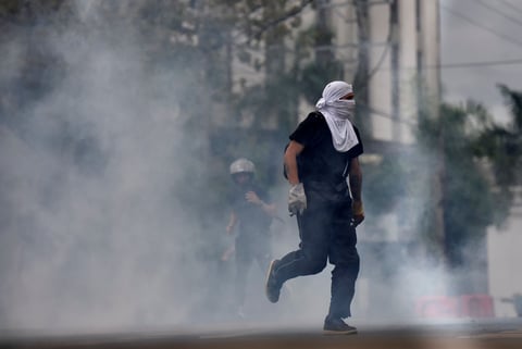 Ordena presidente de Colombia despliegue militar 'máximo' tras protestas en Cali