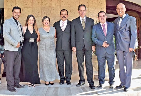 30052021 Los hermanos Ricky, Vicky, Claudia, Eddy, Paco, Rafa y Earl Amozurrutia Carson,