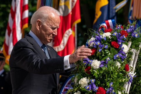 'Quiero garantizar a cada una de estas familias que nunca olvidaremos lo que han dado a nuestro país', señaló Biden, quien recordó que a fecha de hoy 7.036 soldados estadounidenses han perdido la vida en Irak y Afganistán.
