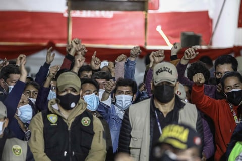 Resultados oficiales dan ligera ventaja a Keiko Fujimori en Perú