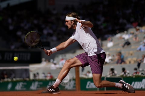 Tsitsipas consigue pase a la final en Francia tras vencer a Zverev