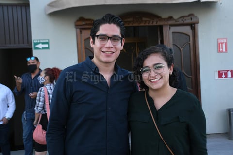 12062021 Alejandro Martín Del Campo y Melany Ortega.