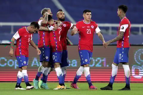 Messi anota pero Argentina y Chile igualan en Grupo A