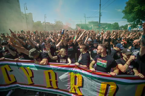 Un estadio lleno y pocas mascarillas en el Hungría-Portugal