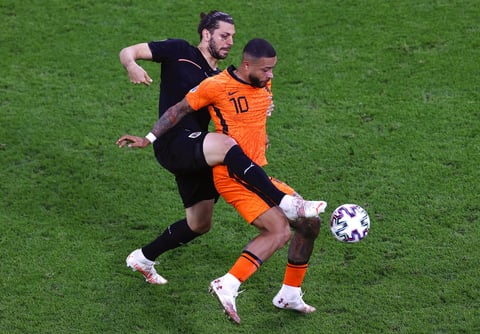 Memphis Depay y Denzel Dumfries anotan en triunfo de Holanda sobre Austria