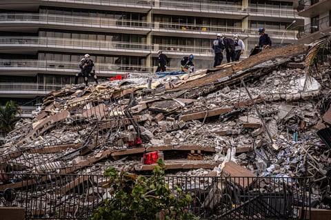 Respuesta faltan a más de 36 horas del derrumbe del edificio en Miami-Dade