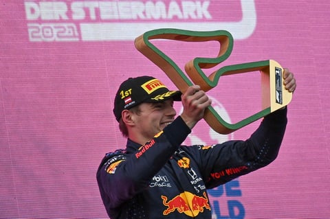 Verstappen gana el Gran Premio de Estiria; 'Checo' Pérez finaliza cuarto