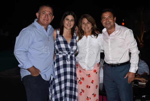 01072021 Juan Ortueta, Susana González, Moisés Arce y Adriana de Arce.