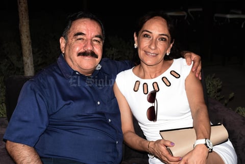 01072021 Mario Alanís y Patricia Cabrera de Alanís.