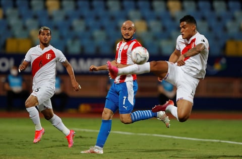 Perú avanza a semifinales de la Copa América tras derrotar en penaltis a Paraguay