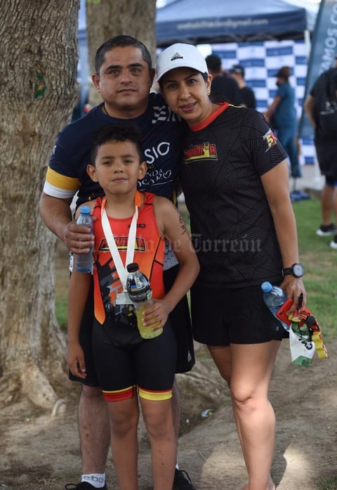 03072021 Felipe García, Emiliano García y Ana Sofía Rodríguez.