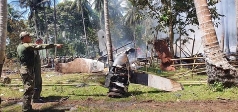 Avión militar se estrella en Filipinas
