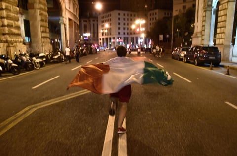 Así celebró la afición el pase a la final de la Euro de Italia
