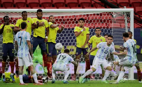 Argentina vence a Colombia en penales y enfrentará a Brasil en final de Copa América