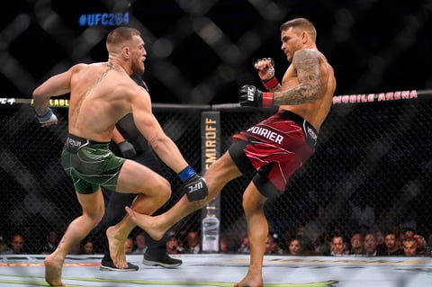 Dustin Poirier gana a Conor McGregor quien se fracturó una tibia