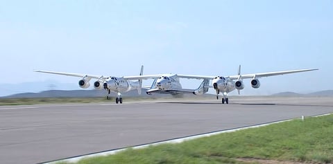 Richard Branson vuelve a la Tierra tras alcanzar el espacio a bordo del VSS Unity