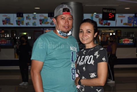 12072021 Guillermo Acosta y Joselín Guerrero.