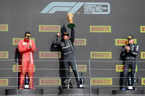 Concluye el Gran Premio de Gran Bretaña con mala racha para 'Checo' Pérez
