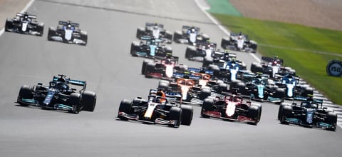 Concluye el Gran Premio de Gran Bretaña con mala racha para 'Checo' Pérez