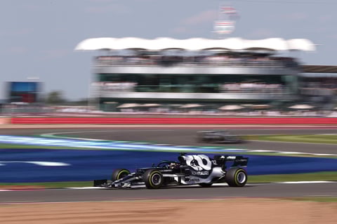 Concluye el Gran Premio de Gran Bretaña con mala racha para 'Checo' Pérez