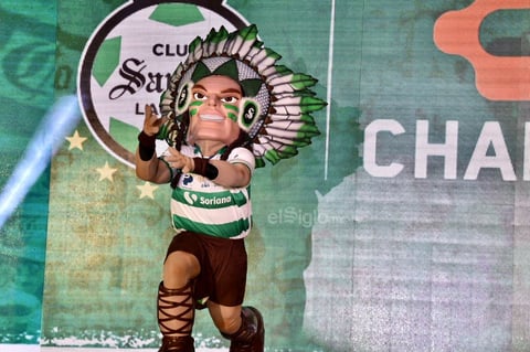 Santos Laguna modela su nueva armadura para la temporada 2021-2022