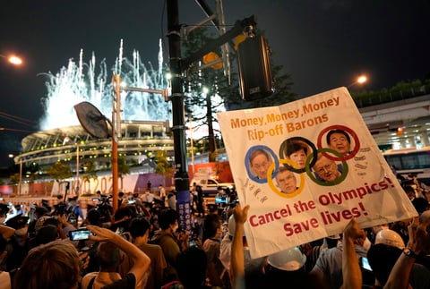Repuntes de COVID en Tokio desatan protestas en inauguración de los Juegos Olímpicos
