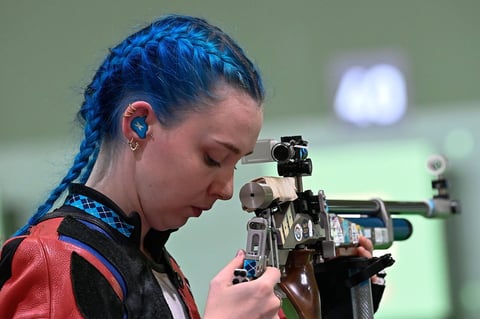 La tiradora china Yang Qian consigue la primera medalla de oro en Juegos de Tokio 2020