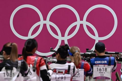 La tiradora china Yang Qian consigue la primera medalla de oro en Juegos de Tokio 2020