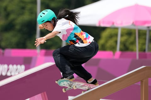 Destacan adolescentes en podio de skateboarding de Tokio 2020