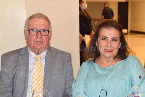 24072021 Raul y María Velia.