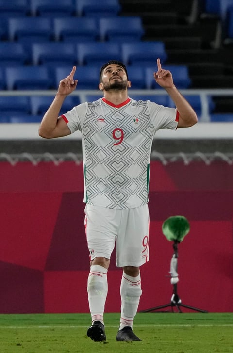 Entre los jugadores del América hicieron cuatro anotaciones (doblete cada uno), mientras que el del Guadalajara fue el que mostró el camino hacia la goleada.