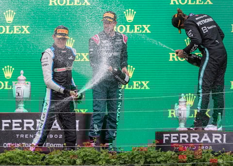 El francés Esteban Ocon gana un caótico GP de Hungría; 'Checo' Pérez tuvo que abandonar la prueba