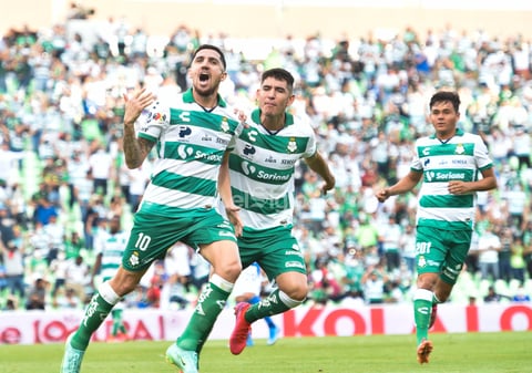 Con gol de Diego Valdés, Santos Laguna rescata el empate ante Cruz Azul