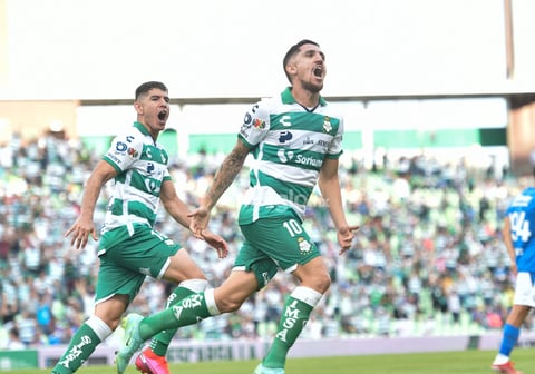 Con gol de Diego Valdés, Santos Laguna rescata el empate ante Cruz Azul