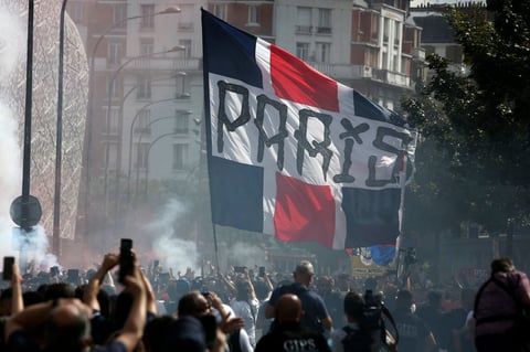 PSG informó en una declaración que el astro argentino de 34 años firmó un contrato de dos campañas