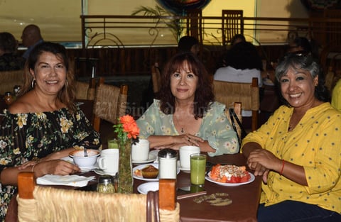 12082021 Diana Campos, Guadalupe Díaz y Luz María Aguilar.