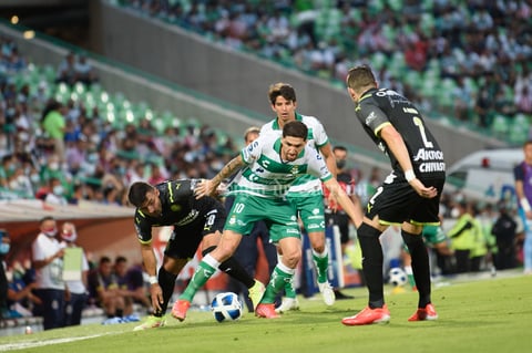 Sin goles, Santos Laguna y Chivas empatan en la jornada 4 del Apertura 2021