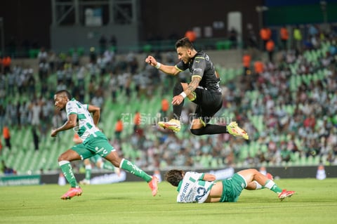 Sin goles, Santos Laguna y Chivas empatan en la jornada 4 del Apertura 2021
