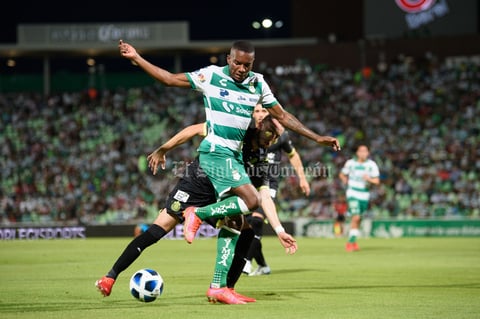 Sin goles, Santos Laguna y Chivas empatan en la jornada 4 del Apertura 2021