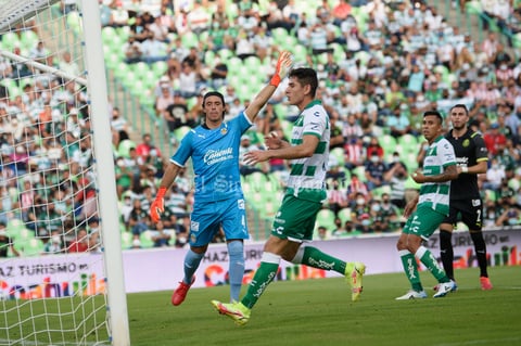 Sin goles, Santos Laguna y Chivas empatan en la jornada 4 del Apertura 2021