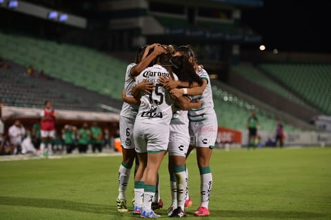 Igualan 2-2 en el marcador del Estadio Corona 