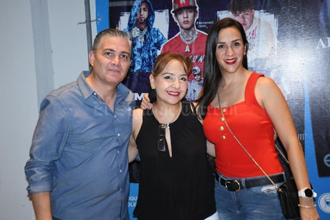 16082021  Roberto, Claudia y Maru.