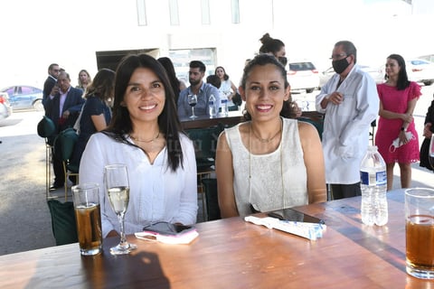 19082021 Alma Espinoza y Elizabeth Dávila.